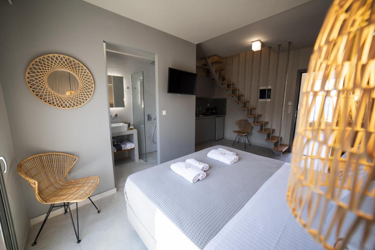Theros Suites Dhiminio Extérieur photo