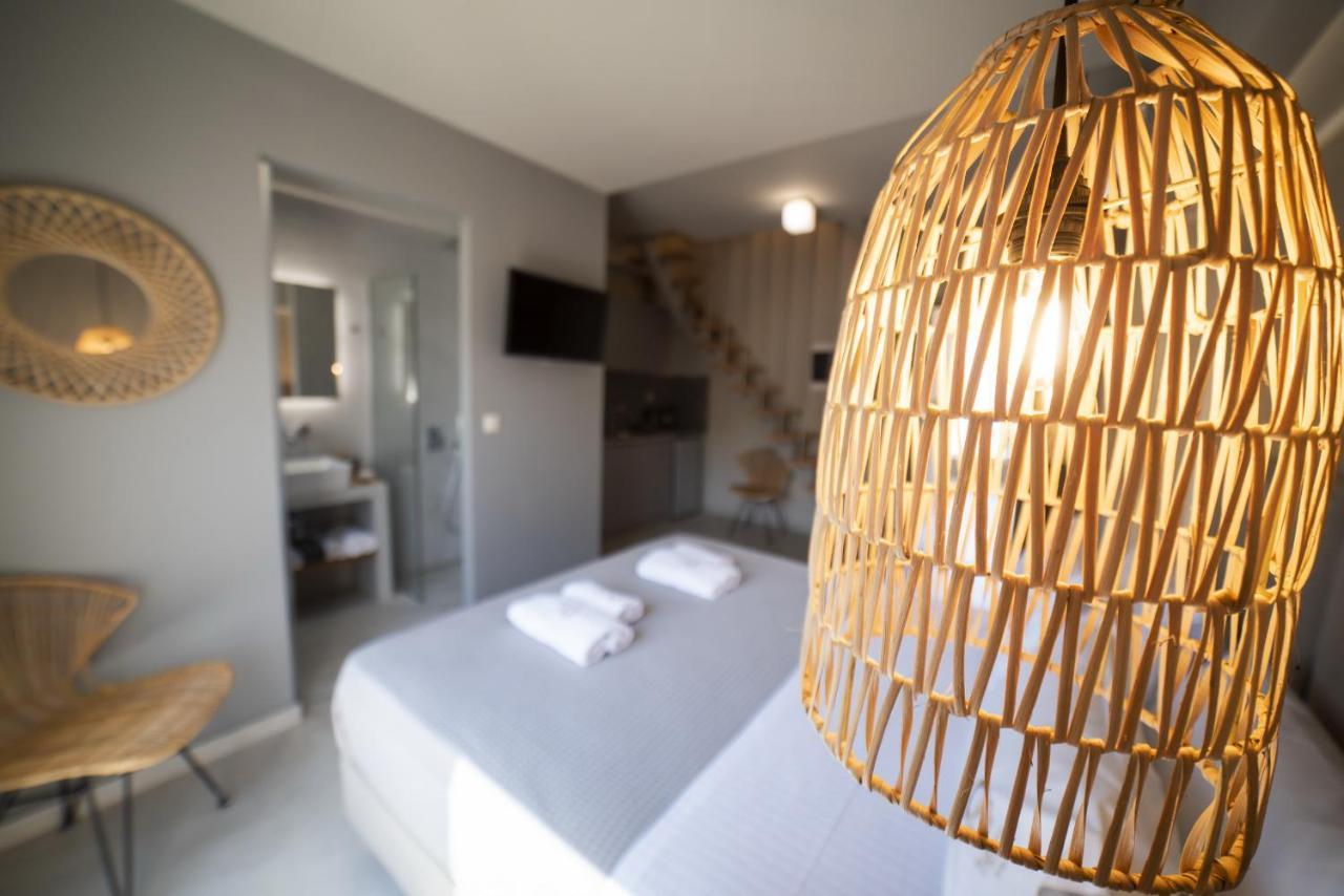 Theros Suites Dhiminio Extérieur photo