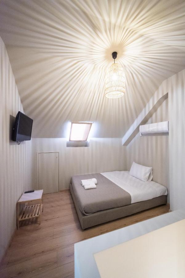 Theros Suites Dhiminio Extérieur photo