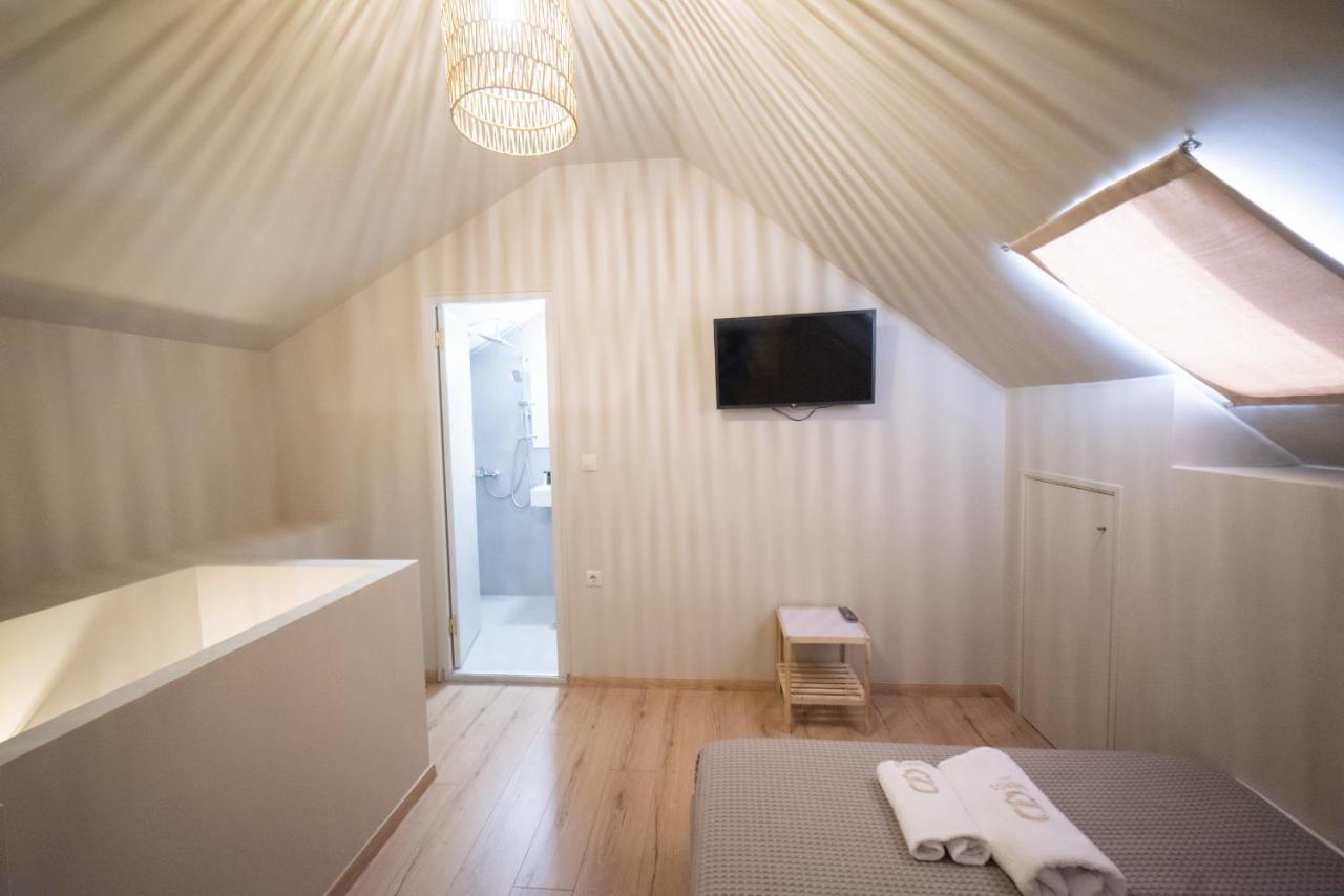 Theros Suites Dhiminio Extérieur photo